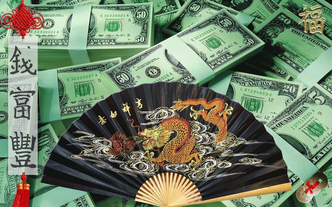 Chinese fan as a talisman to attract money